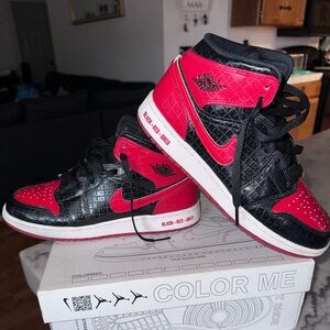 Jordan 1 Mids